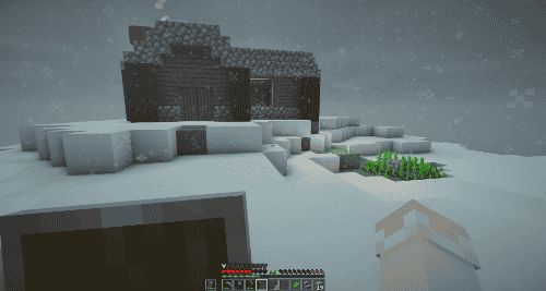 Minecraft screenshot 6. A home, with a roof and some pillars.